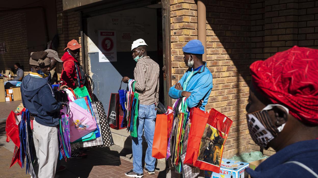 Vendedores en las calles de Johannesburgo