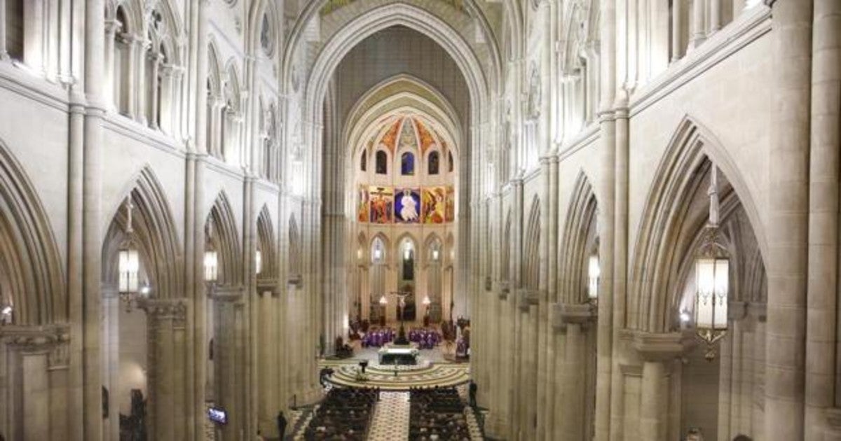 Imagen de archivo de la catedral de La Almudena