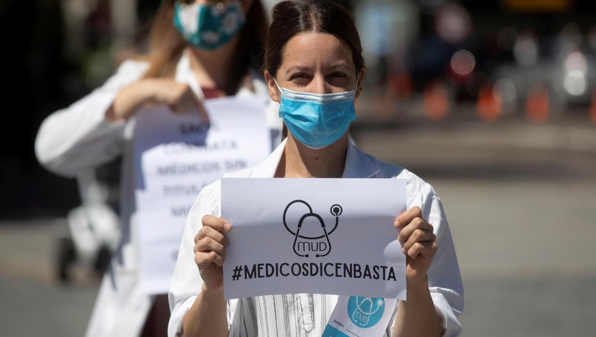 Protesta de sanitarios en Valladolid por la escasez de medios