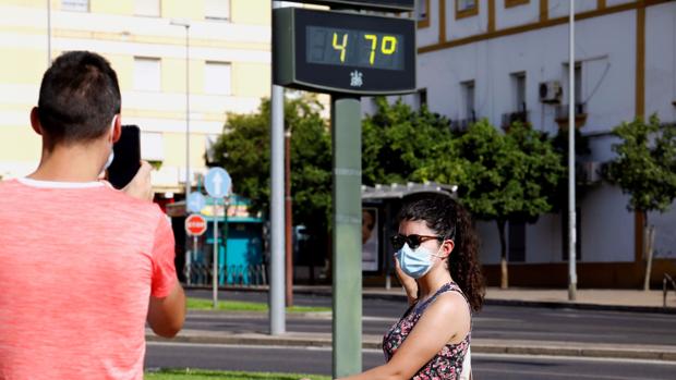 La semana arranca con alertas naranja por el intenso calor en casi toda España