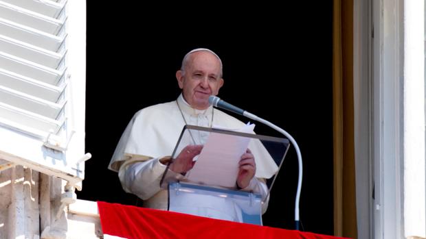 El Papa termina sus modestas «vacaciones en casa»