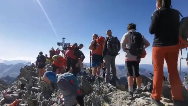 Decenas de personas se saltan las medidas anti-Covid en el Pirineo leridano