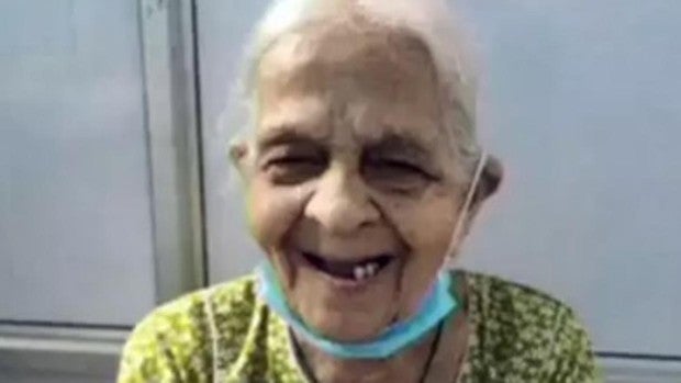 Una anciana de 106 años supera el coronavirus en la India