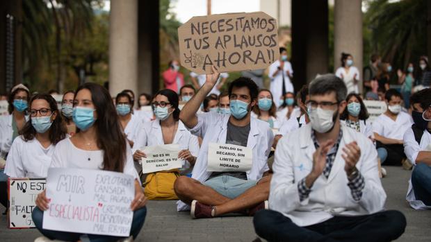 España necesita entre 5.000 y 9.000 médicos de familia para alcanzar la media europea