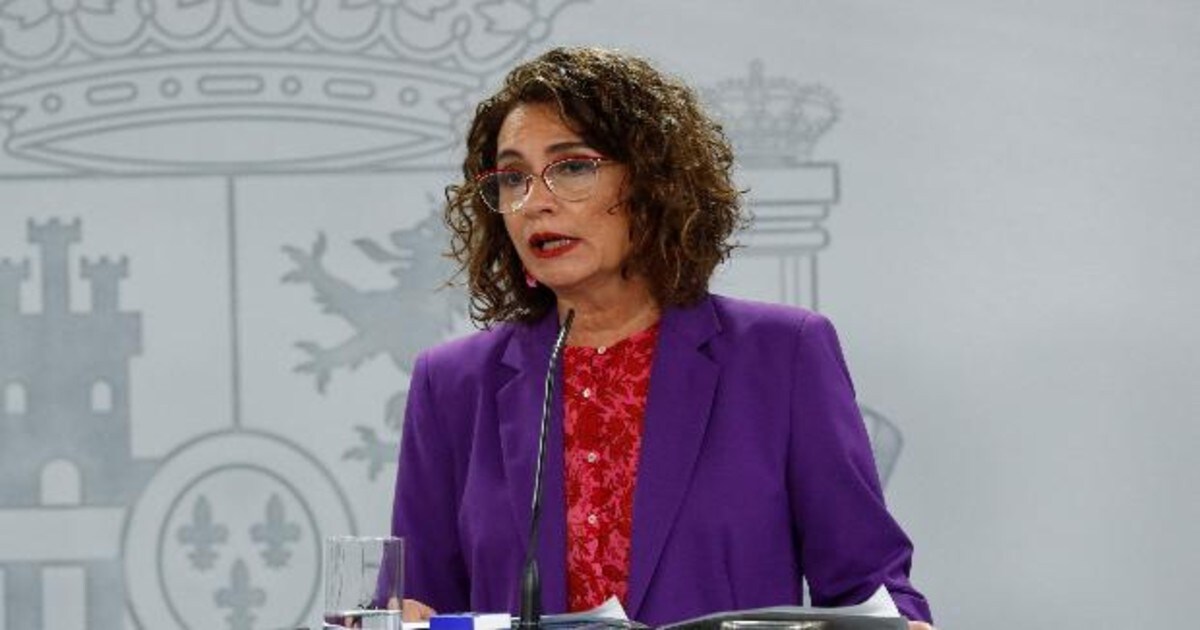 La ministra de Hacienda y portavoz del Gobierno, María Jesús Montero, durante su intervención en la rueda de prensa posterior a la reunión semanal del Consejo de Ministros