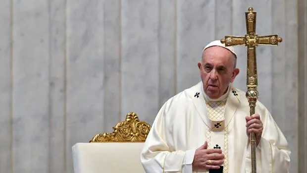 El Papa pide más mujeres «en los lugares donde se toman las decisiones importantes» de la Iglesia