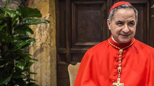 Italia mantiene el arresto de la «dama del cardenal» Becciu y abre su extradición al Vaticano