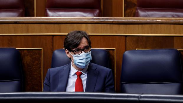 El precio máximo de las mascarillas quirúrgicas baja a 62 céntimos por unidad