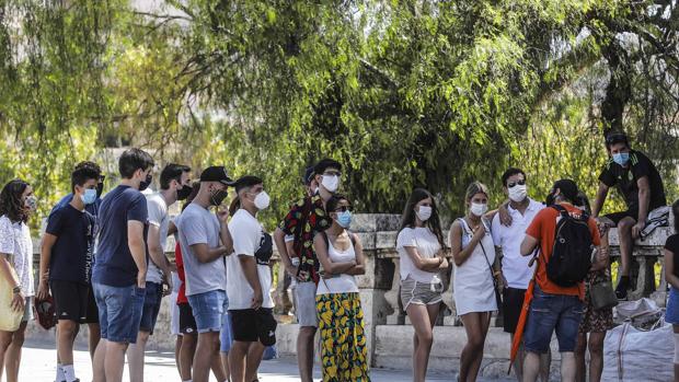 Jóvenes más saludables tras el confinamiento pero con más miedo a contagiar a sus familias