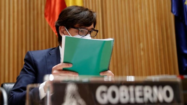 Illa: «El desvío de los datos de mortalidad entre el INE y Sanidad es muy pequeño»