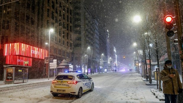 Los efectos del temporal Filomena, en directo: Más de 1.500 personas han sido rescatadas de sus coches en la Comunidad de Madrid