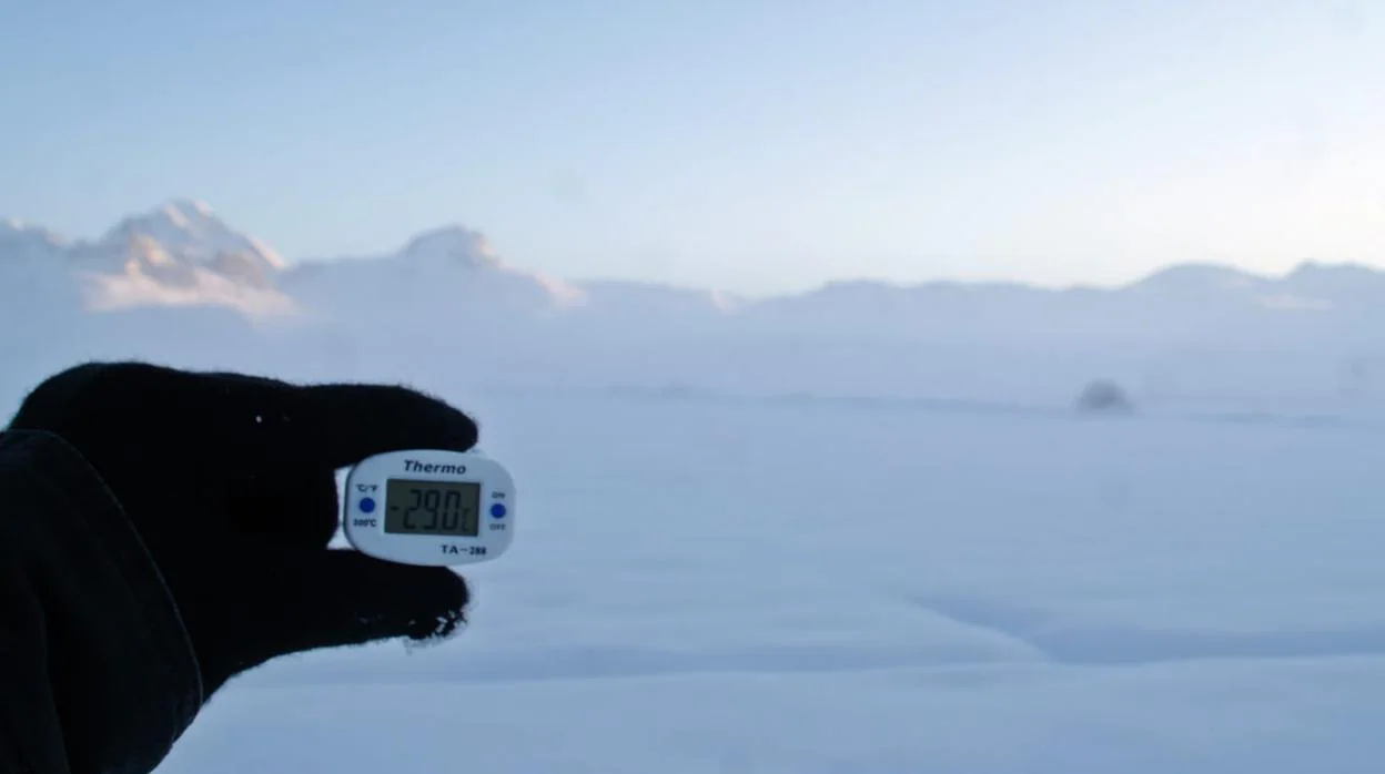 Cazadores de récords: los meteorólogos amateurs en busca de las temperaturas más extremas de España