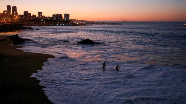 Dos fuertes seísmos muy seguidos sacuden Antártida y la zona central de Chile