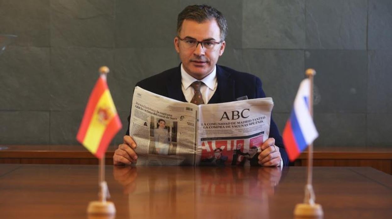 Pedro Mouriño, en su despacho de Vigo