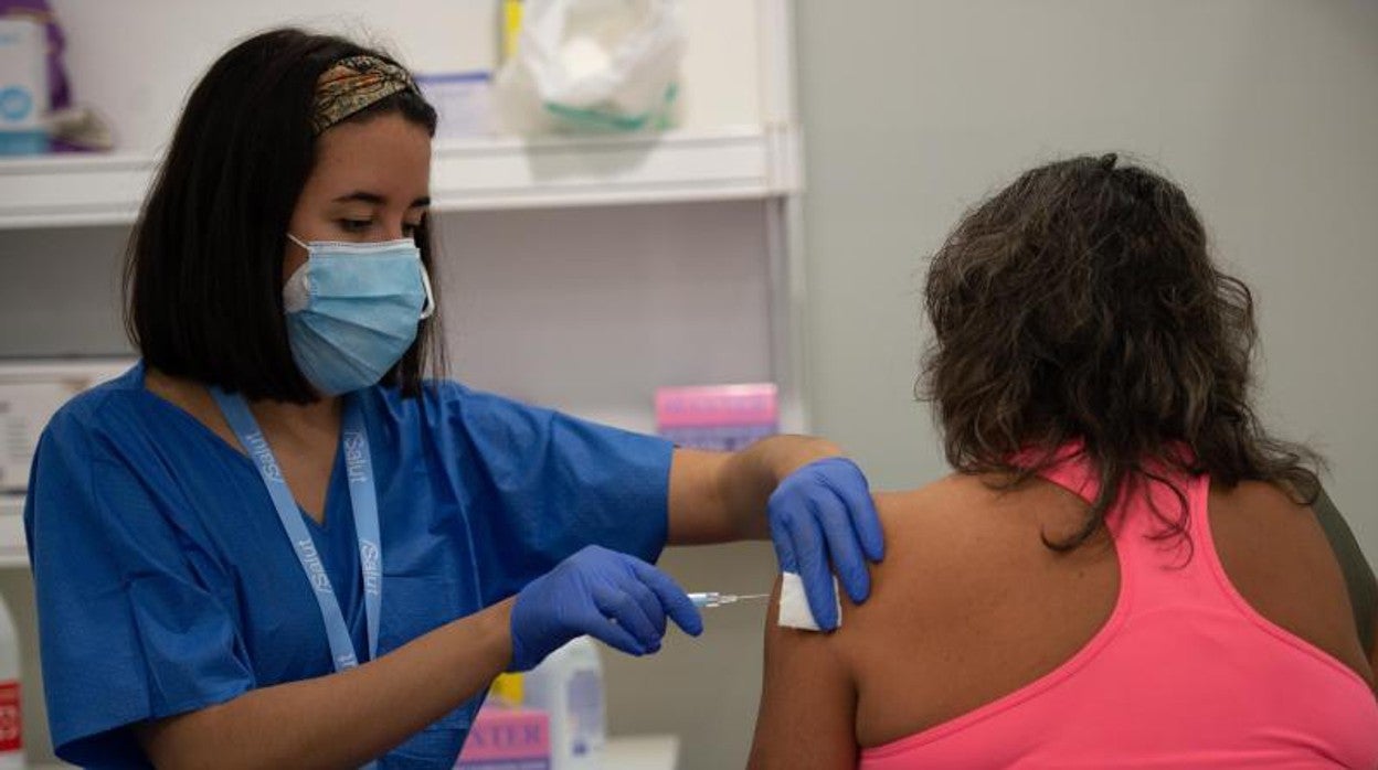 Punto de vacunación masiva en la Fira de Barcelona