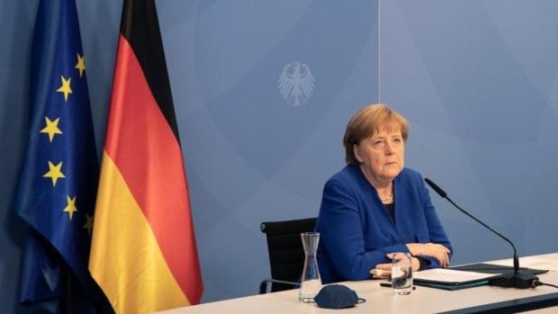 Merkel defiende fijar precios de emisiones de CO2 a nivel internacional