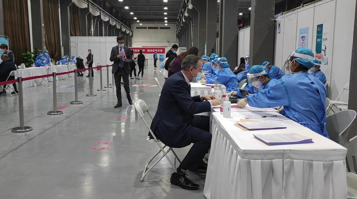 La eficacia de la vacuna china de Sinopharm, en cuestión