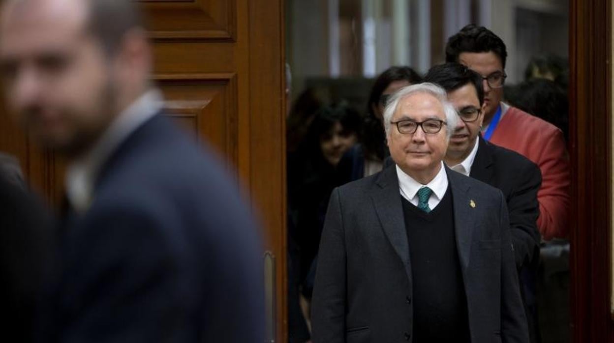 El ministro de Universidades, Manuel Castells