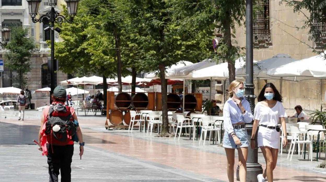 España ha incrementado un 63% el ritmo mensual de vacunación desde el inicio de la campaña