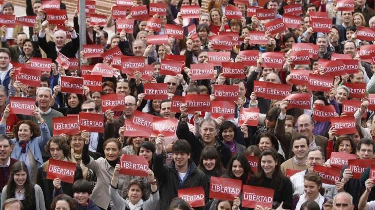 Miles de ciudadanos objetaron durante el curso 2018-19 a Educación a la Ciudadanía, una asignatura escolar que consideran adoctrinante para sus hijos