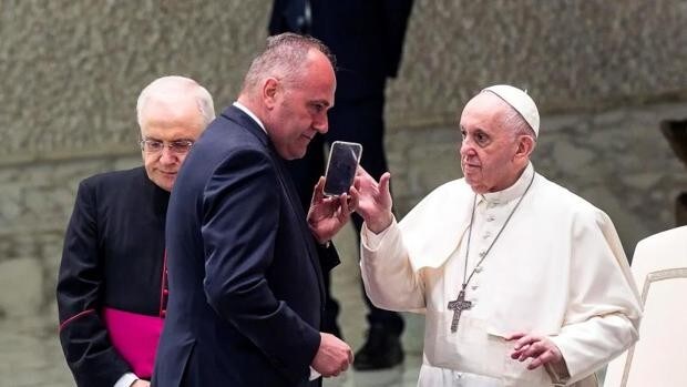 El Papa manifiesta «mucho dolor» por el homicidio del sacerdote francés a manos de un perturbado