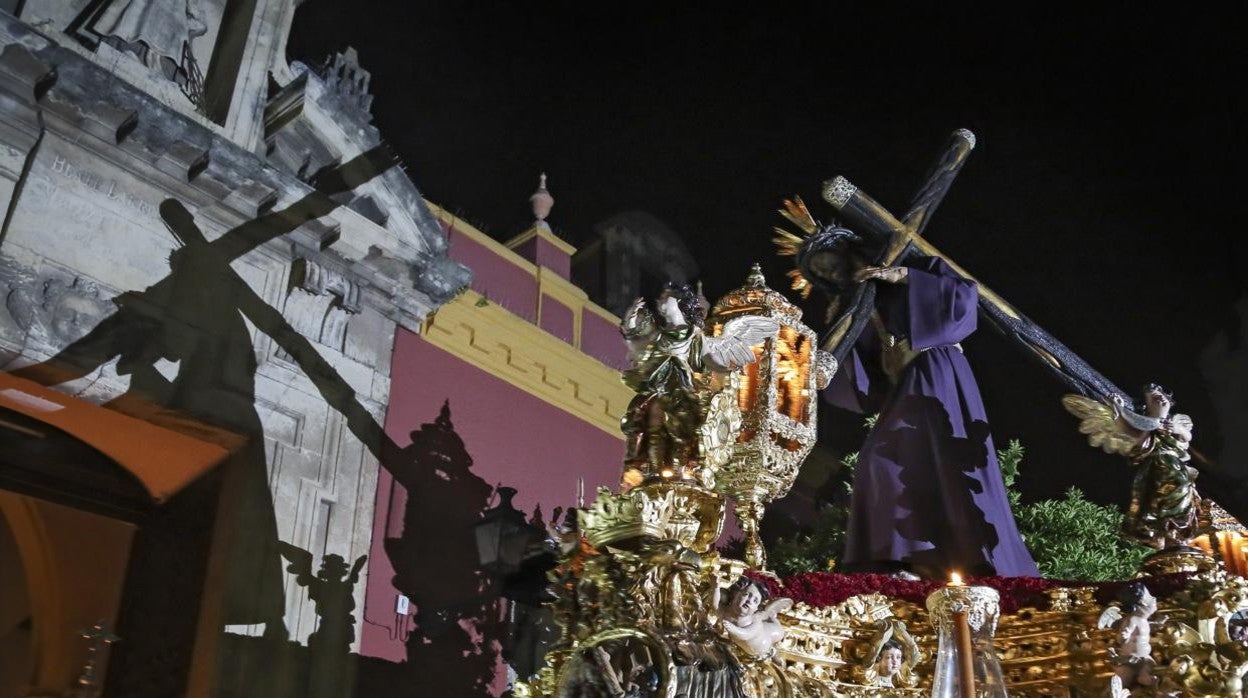 El Señor del Gran Poder en Sevilla, en una salida extraordinaria celebrada durante la pandemia