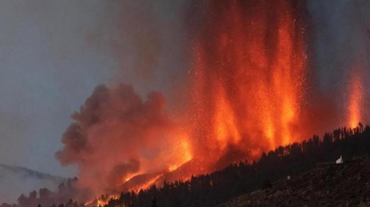 Volcan de La Palma en erupción