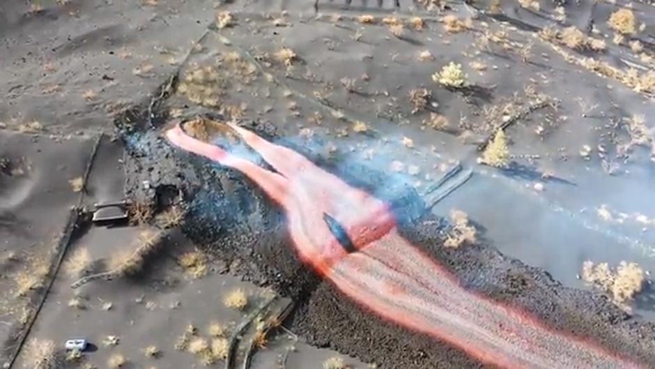 La nueva colada del volcán de La Palma, a vista de dron