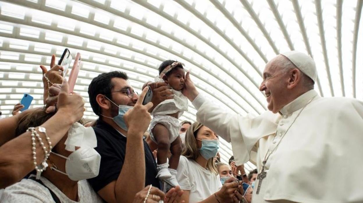 El pimpampum contra el Papa