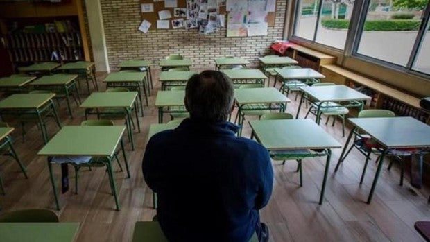 Murcia, Madrid y Castilla y León critican el currículo de Primaria de Alegría y mantendrán las horas de Religión que ha quitado