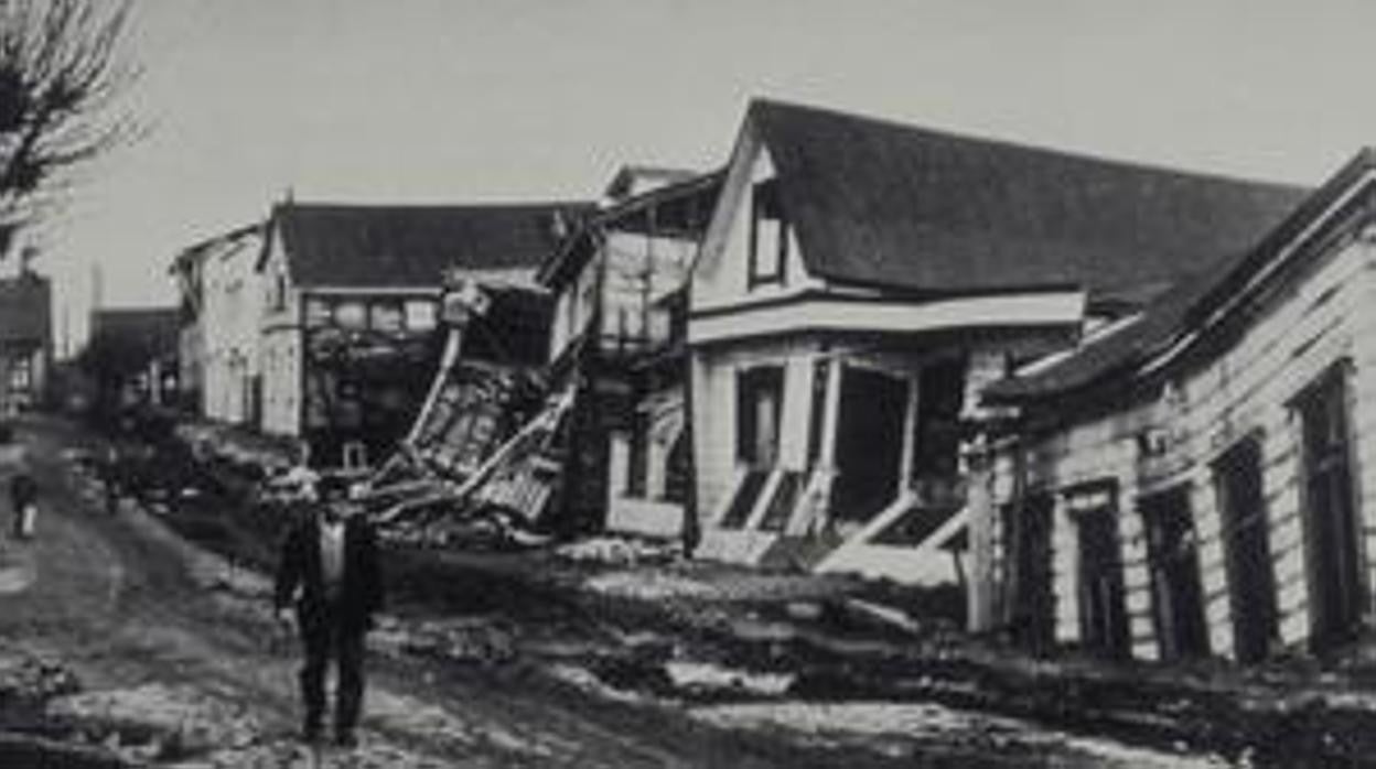 Calle de Valdivia tras el terremoto de 1960