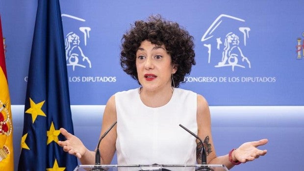 El consejo de Aina Vidal para prevenir el cáncer de mama: «Por favor, aprendan a tocarse las tetas»