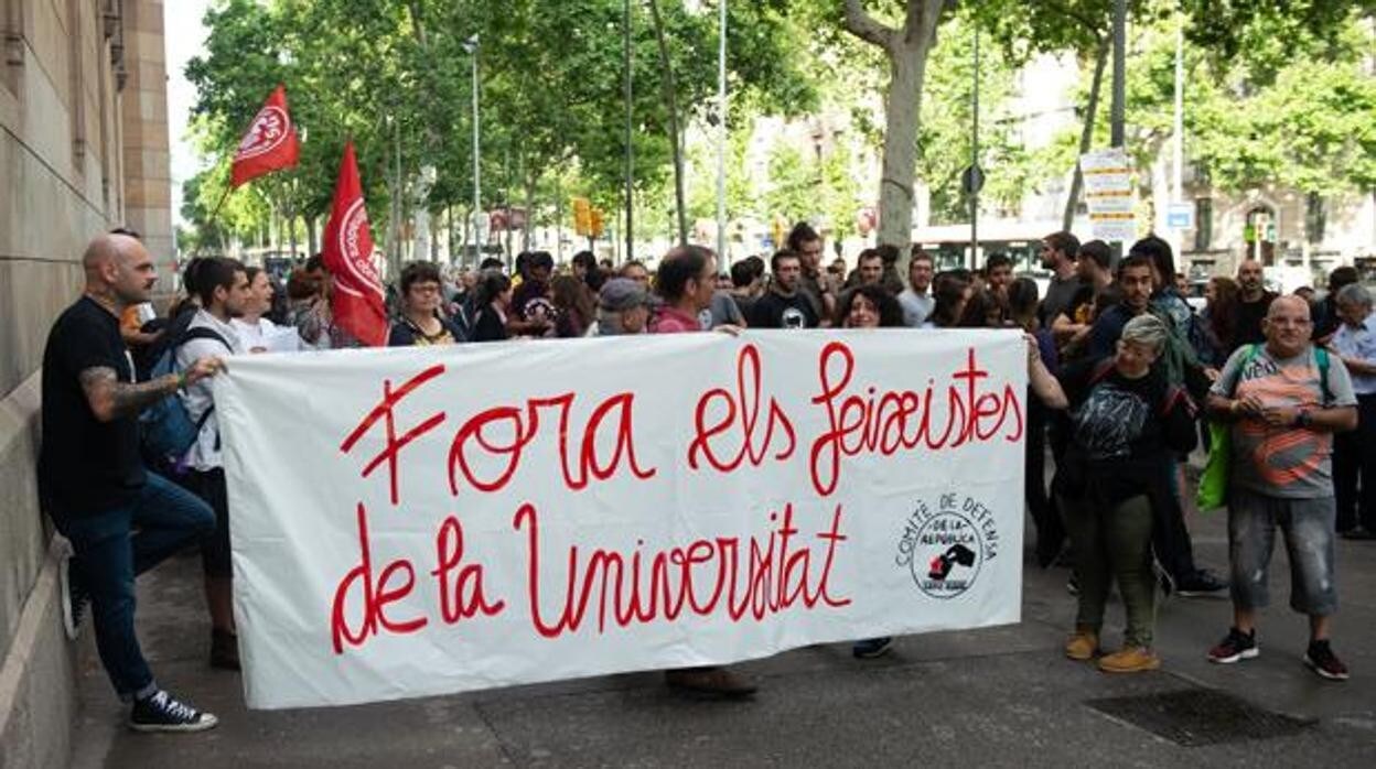 ERC Anuncia Un Acuerdo Con El Gobierno Para Blindar Las Protestas ...