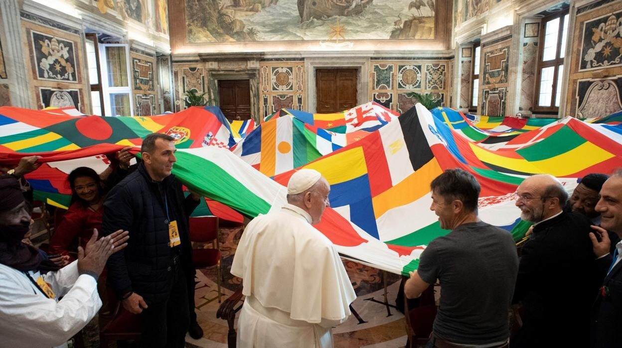 El Papa Francisco organiza un festival intercultural en el Vaticano