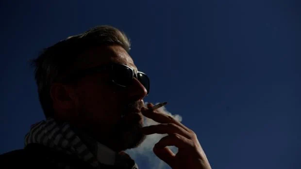 Nueva Zelanda presenta un plan para elevar progresivamente la edad mínima para adquirir tabaco