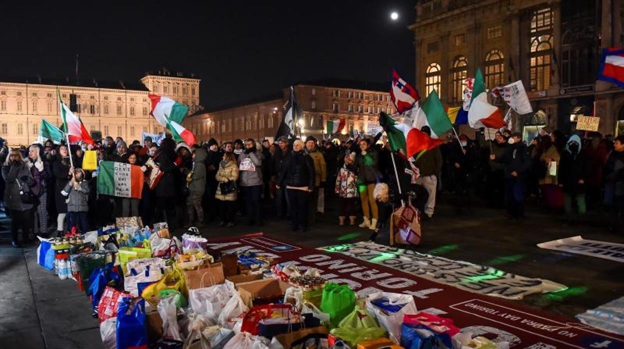 Protestas en Turín contra las nuevas medidas