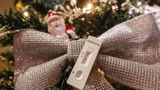 Francia supera por primera vez desde que comenzó la pandemia los 100.000 contagios diarios