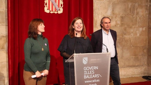 Profesores de Baleares ayudan a los padres a reclamar el 25% de las clases en castellano