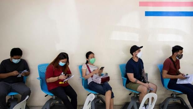 Filipinas autoriza el arresto de los no vacunados que se salten el confinamiento