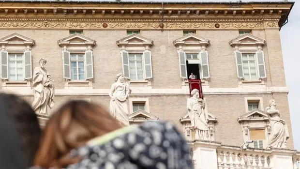 El Papa delega en los obispos algunas funciones reservadas a la Santa Sede
