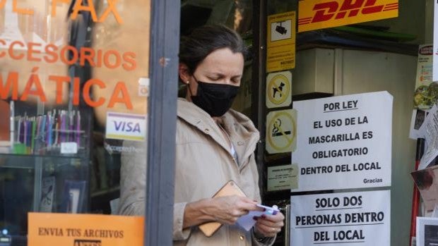 Los epidemiólogos, ante la retirada de las mascarillas: «Es posible que la movilidad de Semana Santa cambie la situación»