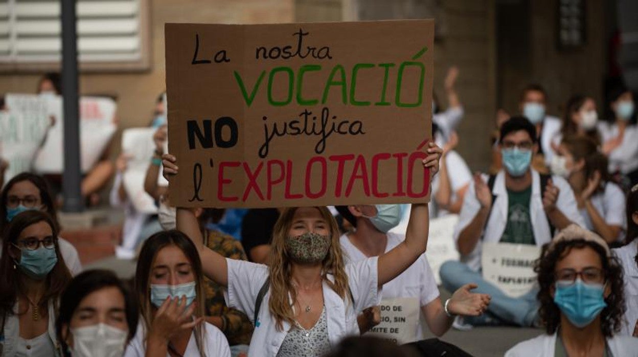 Imagen de una protesta reciente de los MIR en Barcelona