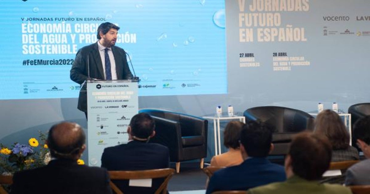 López Miras, durante su intervención en las jornadas Futuro en Español.