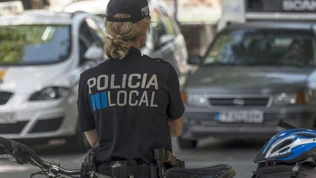 Detenida la madre de una niña de 12 años por presuntamente dejarla sola en casa durante 15 días