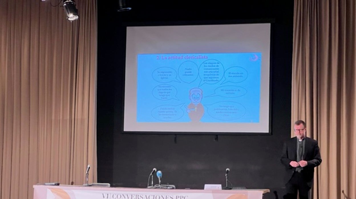 Zollner, en un momento de su intervención en las jornadas