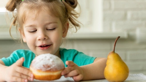 Comedores en todas las etapas educativas y más ejercicio físico: el Plan de Sánchez contra la obesidad infantil