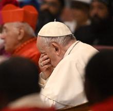 El Vaticano dinamita la oleada de especulaciones sobre una renuncia del Papa Francisco