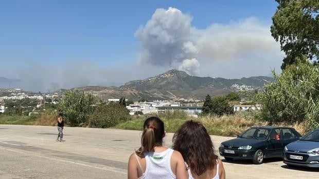 Tres detenidos por el incendio de Pujerra, que se originó por unos trabajos con maquinaria pesada