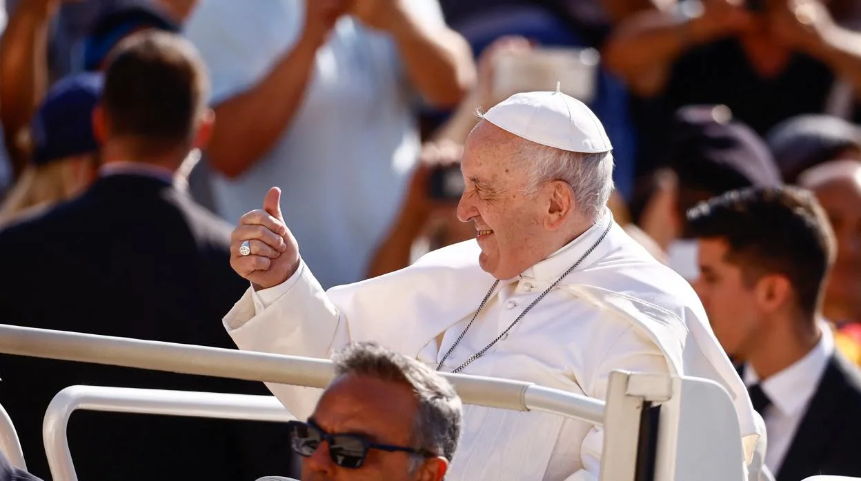 El Papa Francisco celebra la audiencia general de los miércoles en el Vaticano