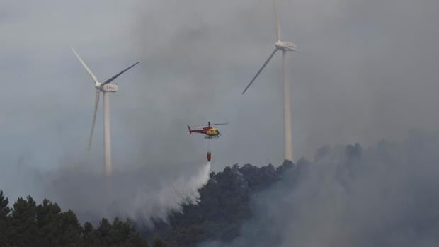 Los incendios de Navarra avanzan hacia una situación «favorable» para su extinción